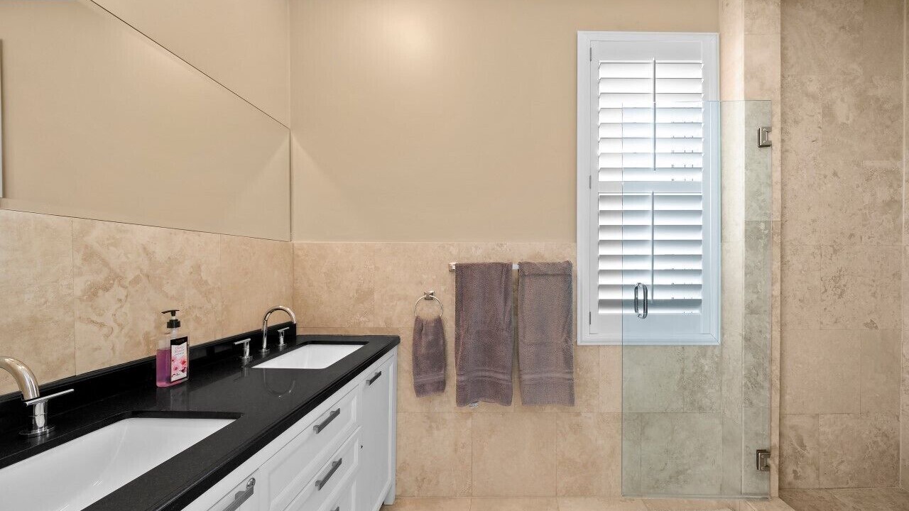 Photo of Bathroom in Palm Cay