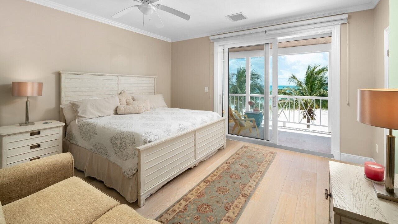 Photo of Bedroom in Palm Cay