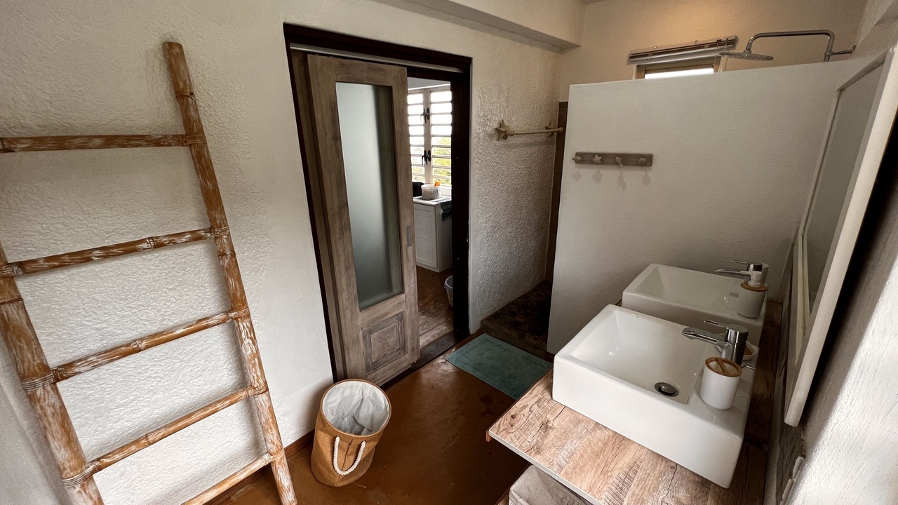 Photo of Bathroom in Oyster Bay
