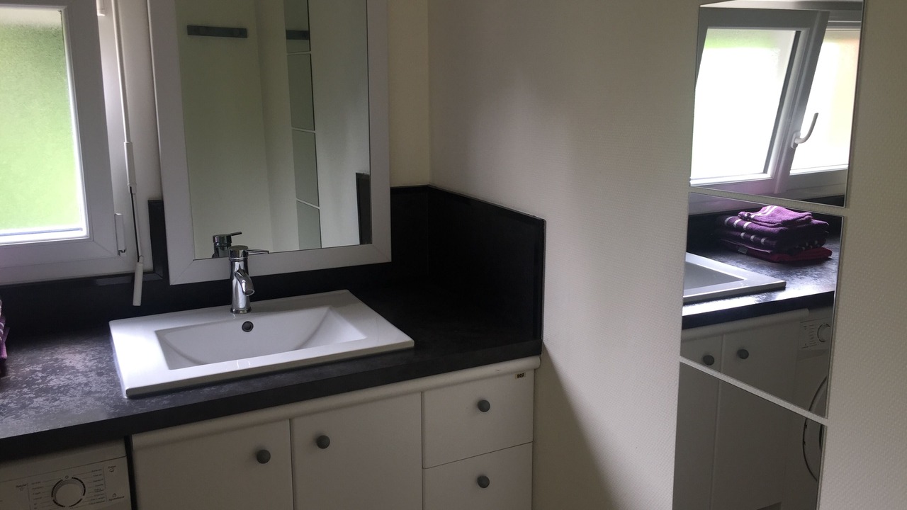 Photo of Bathroom in Guimiliau