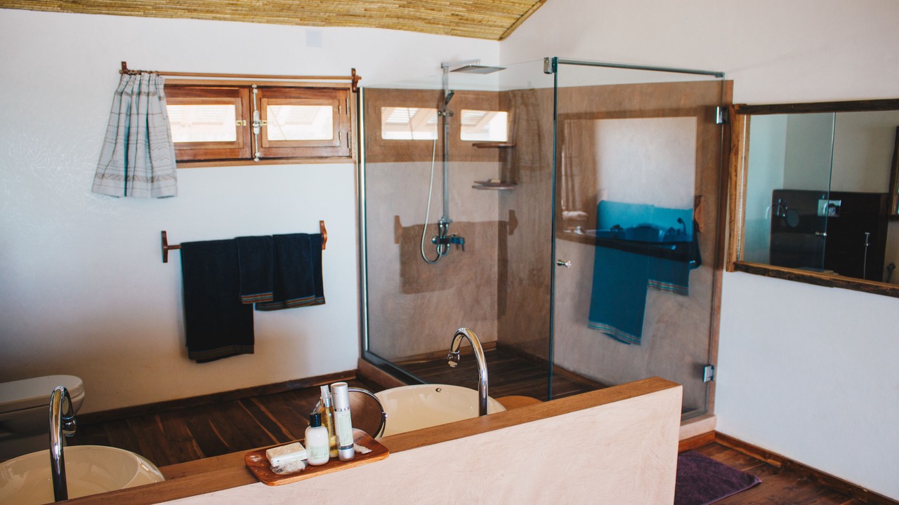Photo of Bathroom in Popenguine