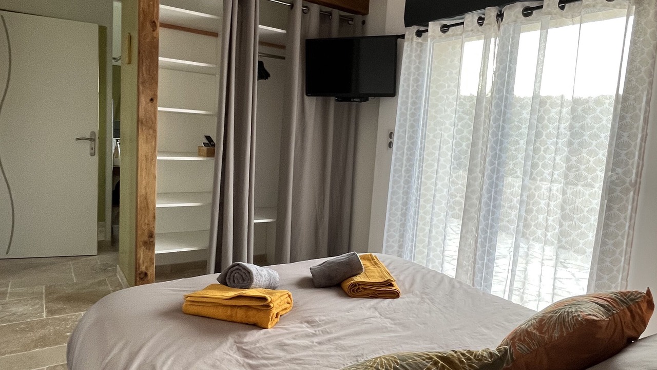 Photo of Bedroom in Saint-Rome-de-Tarn