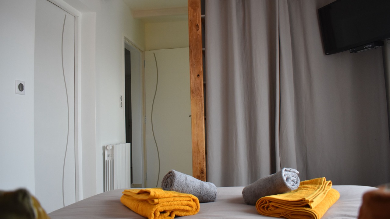 Photo of Bedroom in Saint-Rome-de-Tarn