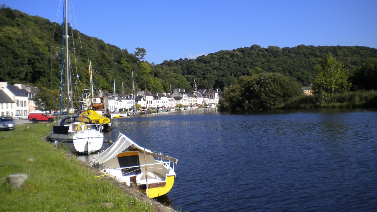 Photo of Others in Pont-de-Buis-les-Quimerch