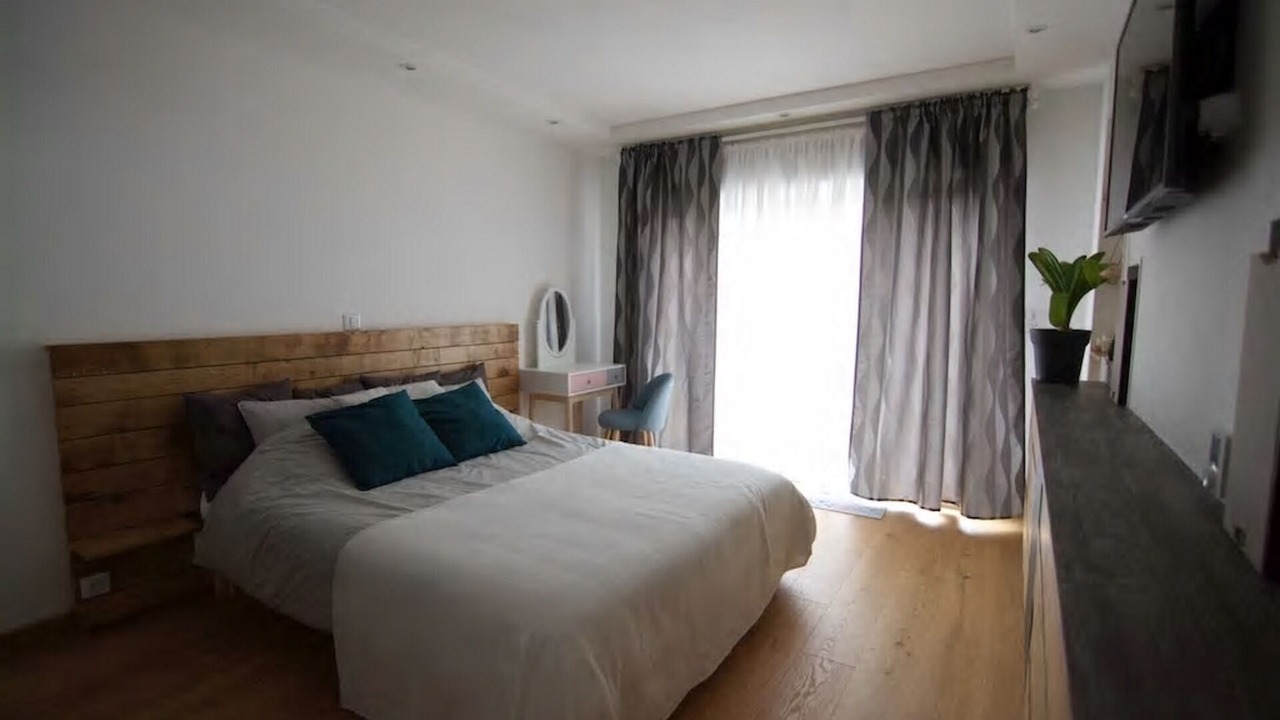 Photo of Bedroom in Carhaix-Plouguer