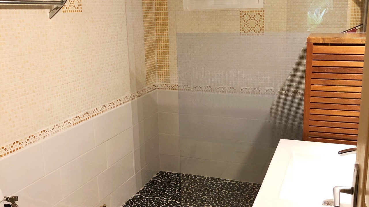 Photo of Bathroom in Bas Vent