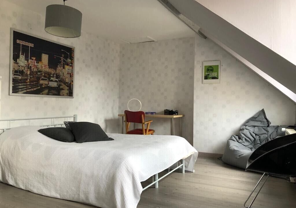 Photo of Bedroom in Lisieux