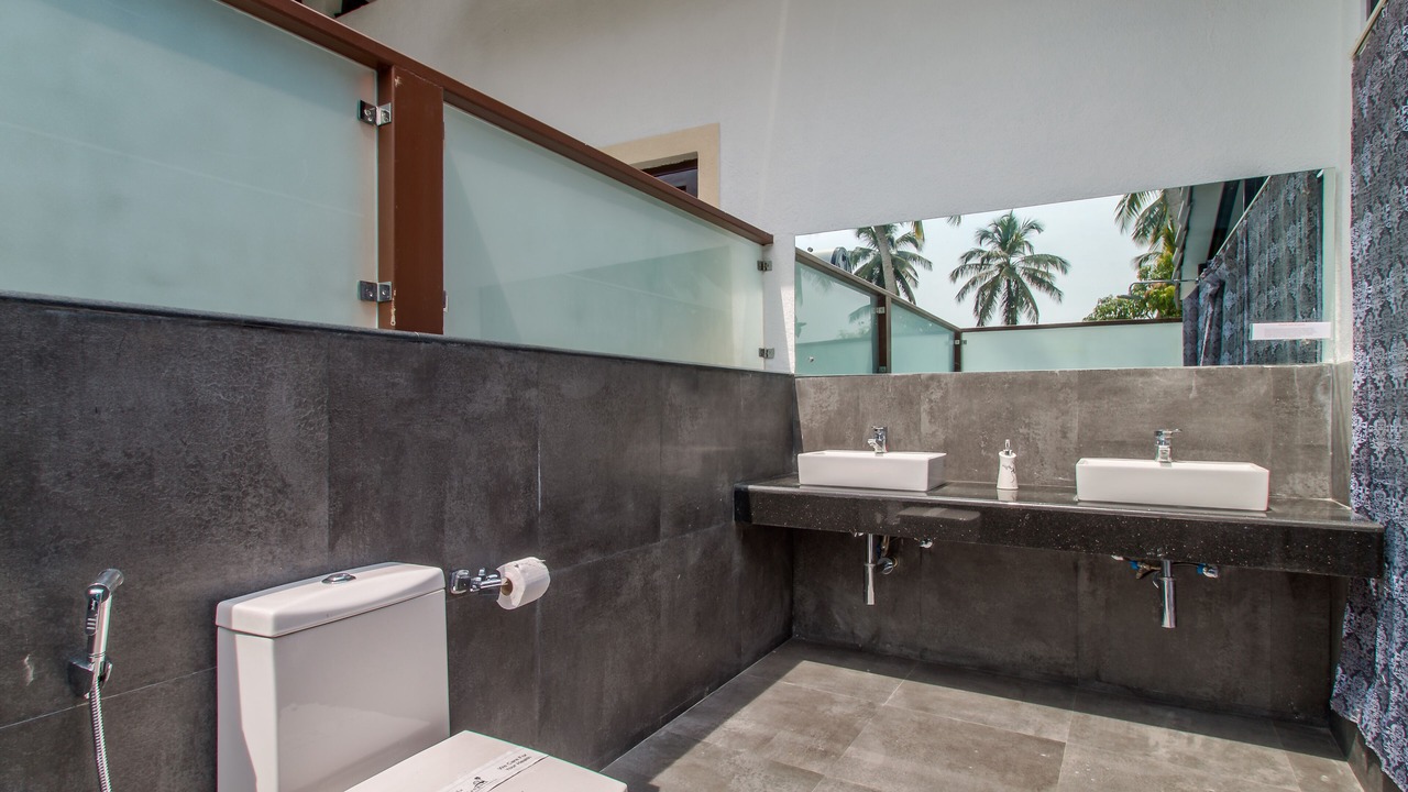 Photo of Bathroom in Gauravaddo