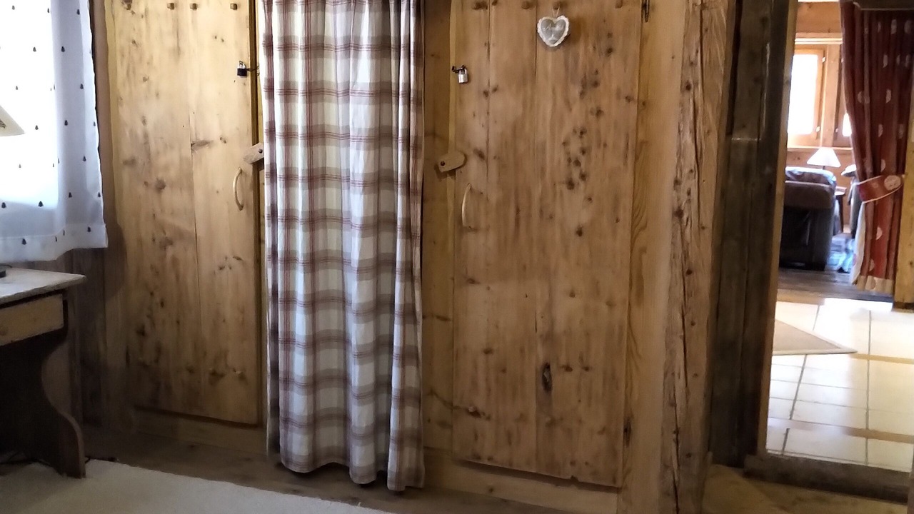 Photo of Bedroom in Troistorrents