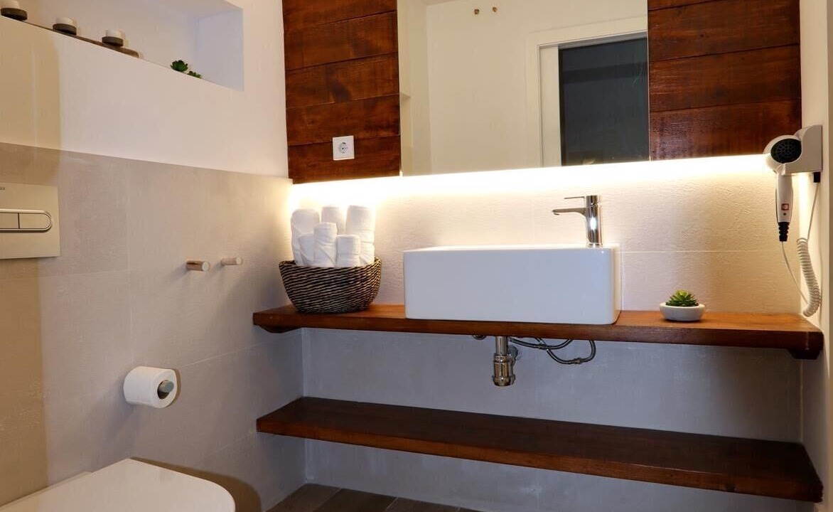 Photo of Bathroom in El Raval