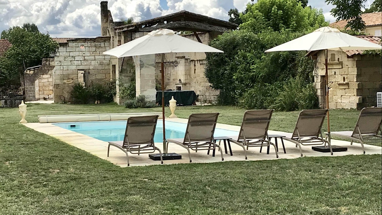 Photo of Outdoor in Saint-Denis-de-Pile