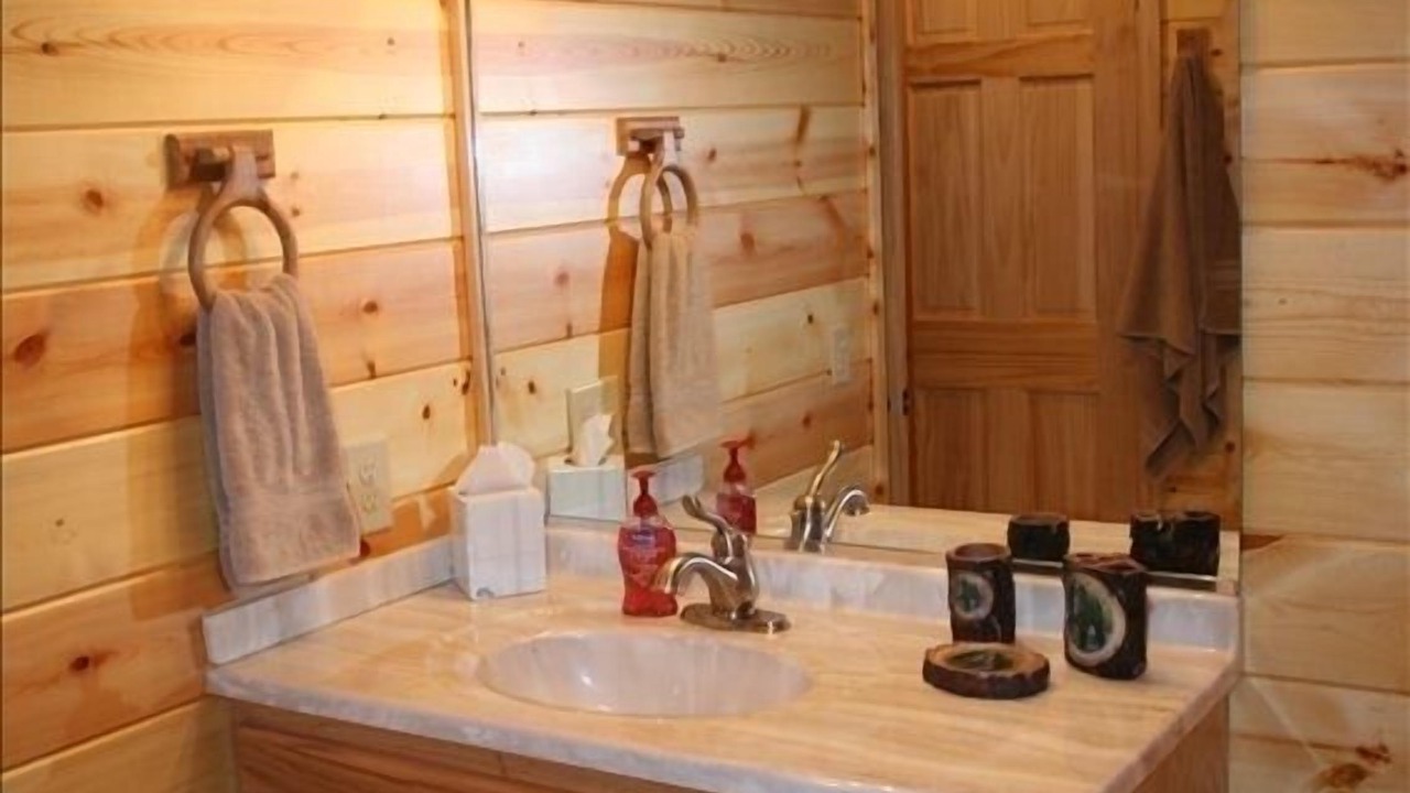 Photo of Bathroom in Blairsville