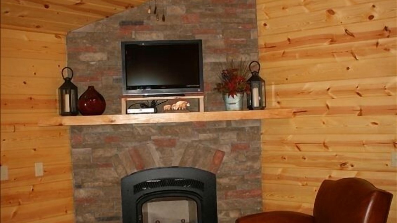 Photo of Livingroom in Blairsville