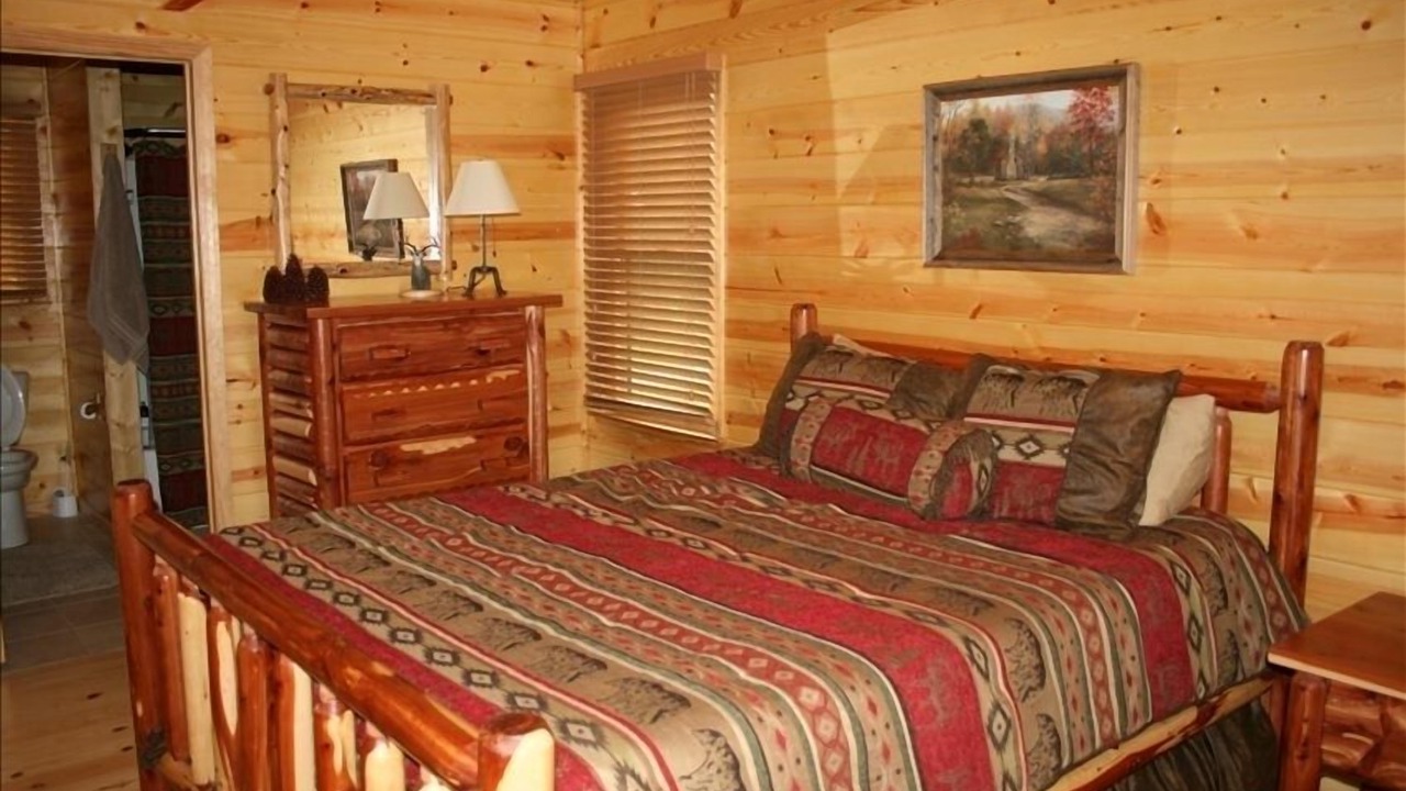 Photo of Bedroom in Blairsville