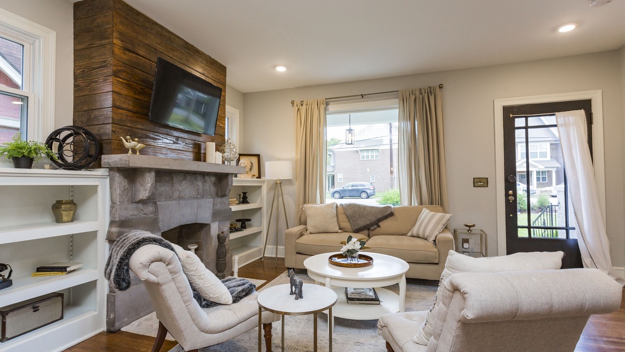 Photo of Livingroom in Melrose