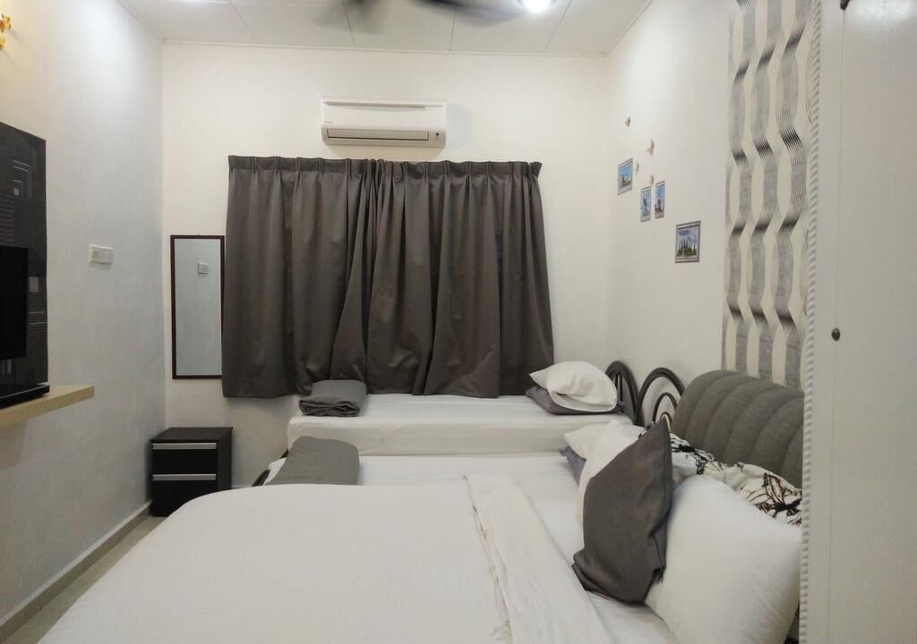 Photo of Bedroom in Taman Gadong Perdana