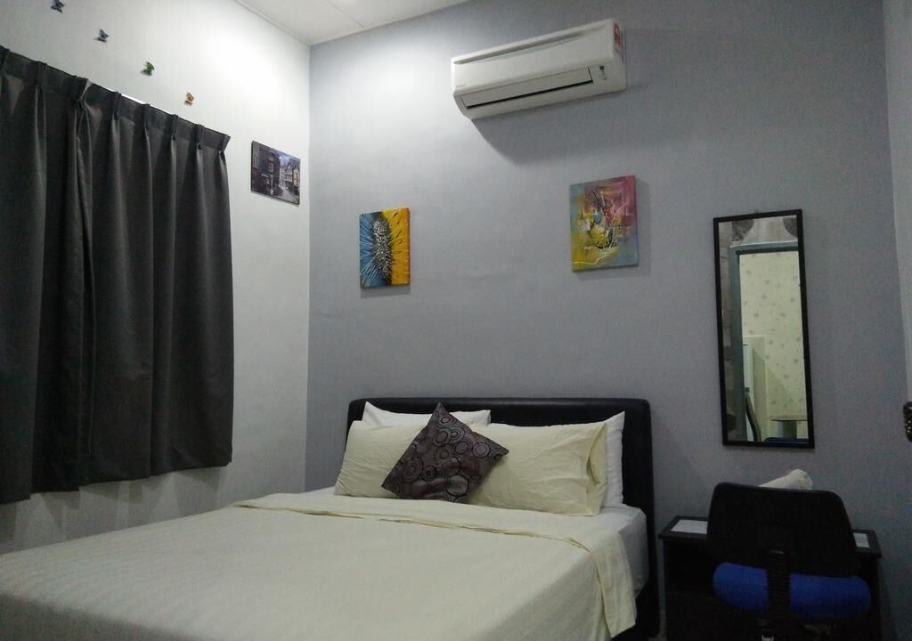 Photo of Bedroom in Taman Gadong Perdana
