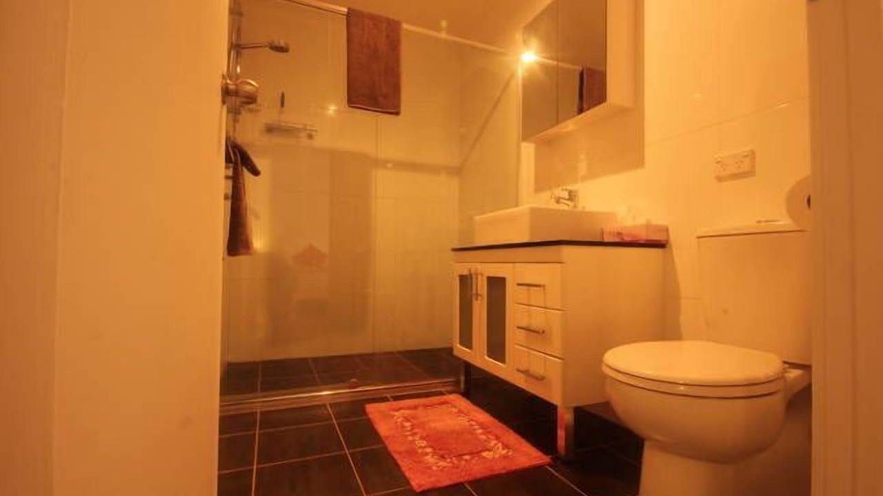 Photo of Bathroom in Cook