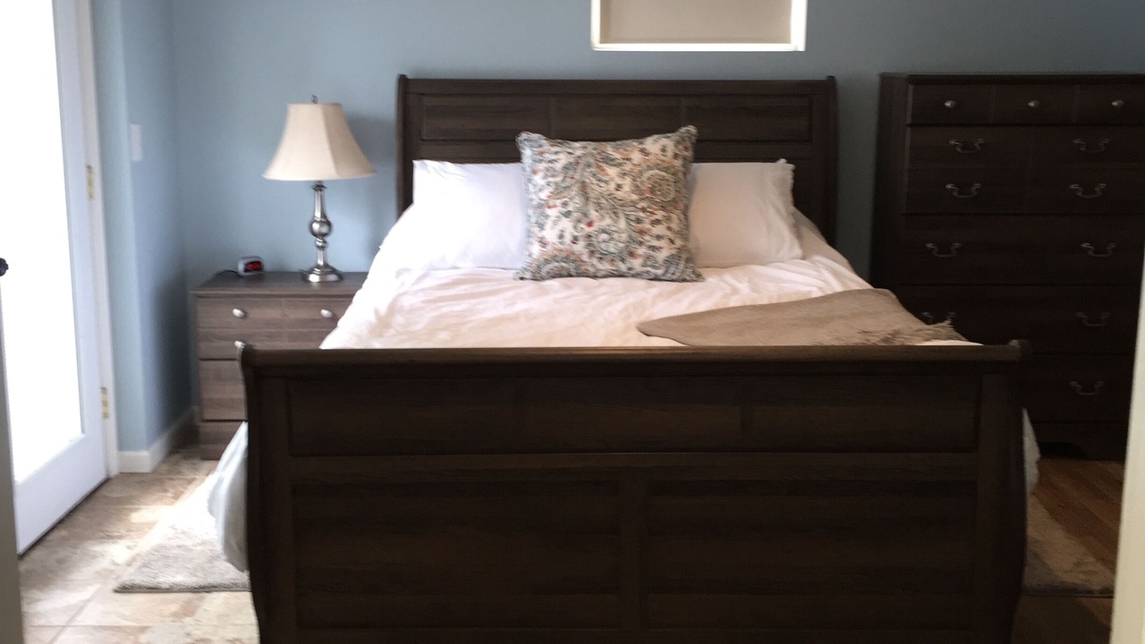 Photo of Bedroom in Lemont