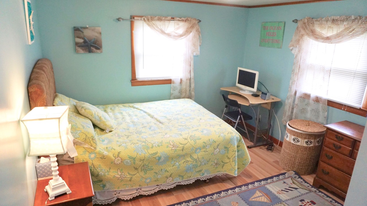 Photo of Bedroom in Bonnet Shores