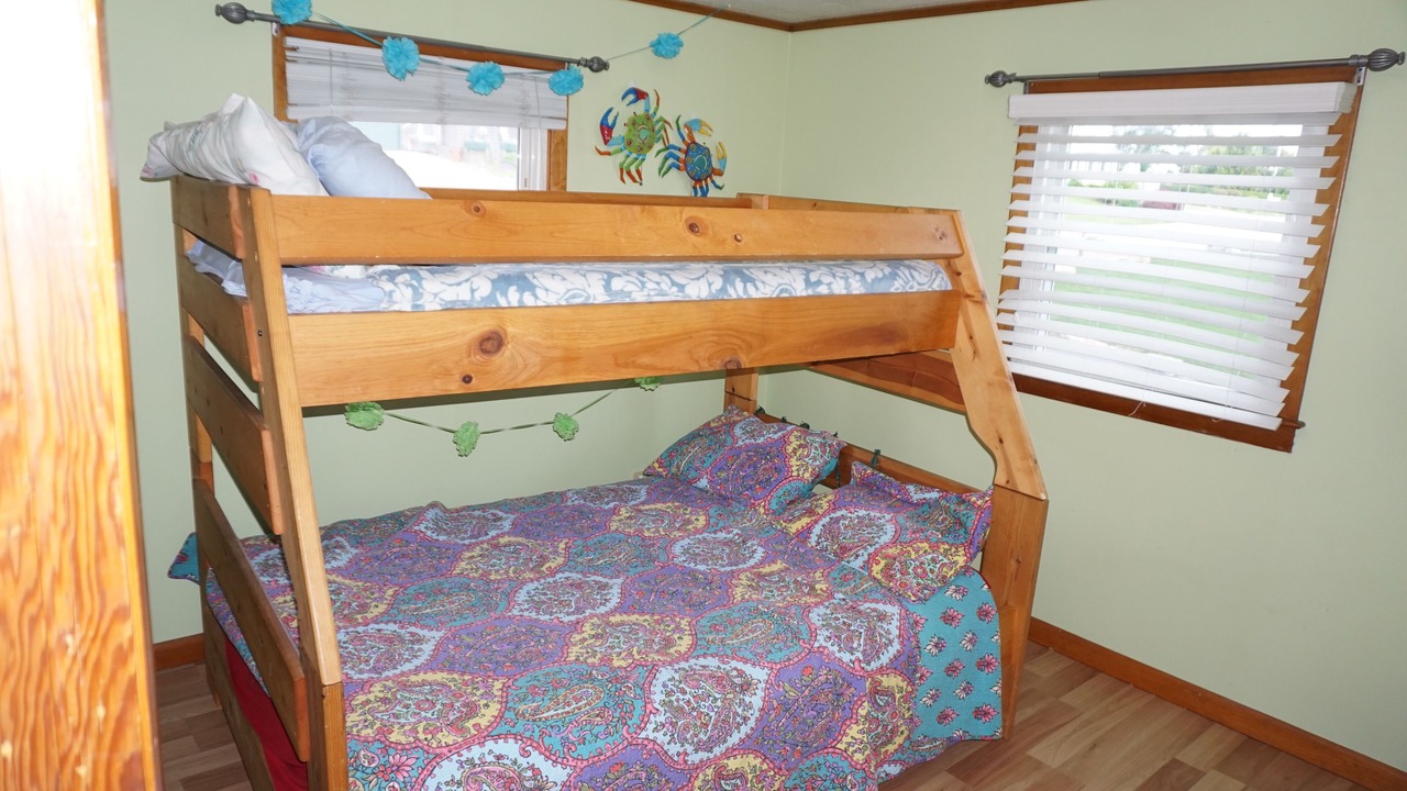 Photo of Bedroom in Bonnet Shores