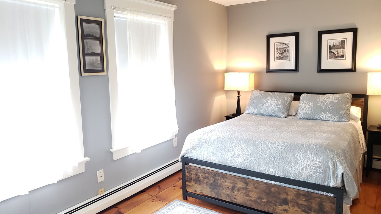 Photo of Bedroom in Historic Hill