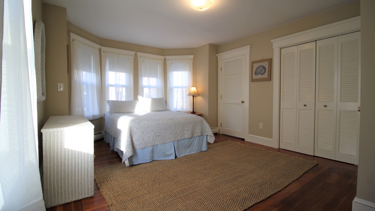 Photo of Bedroom in Historic Hill