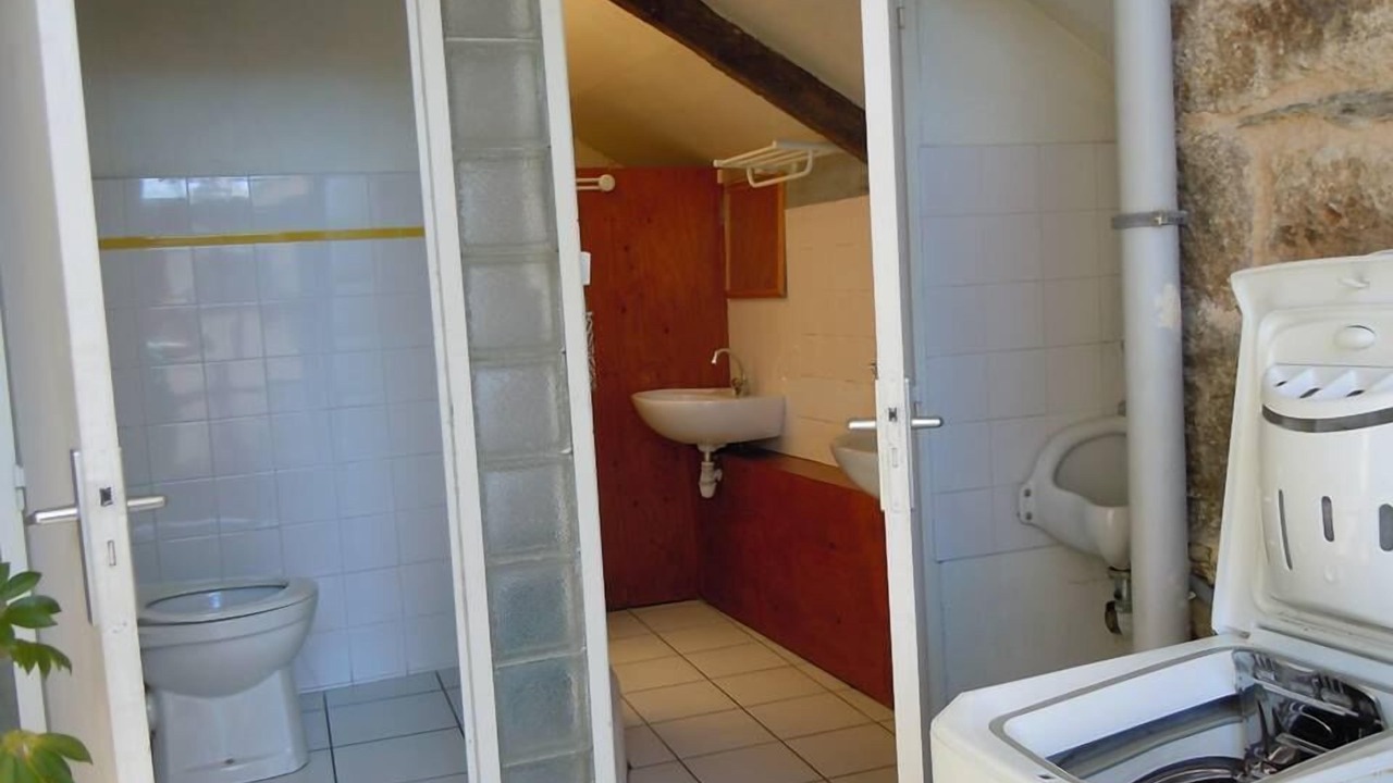 Photo of Bathroom in Loqueffret