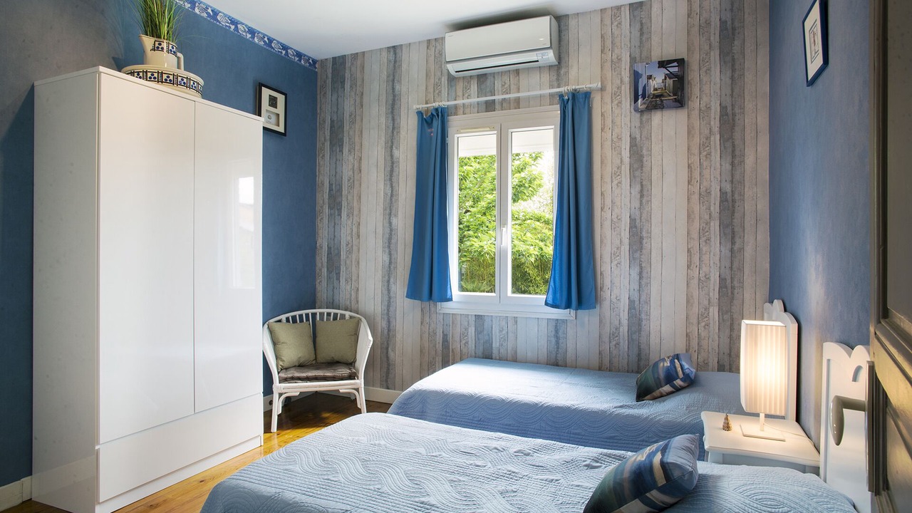 Photo of Bedroom in Bordeaux-Lac