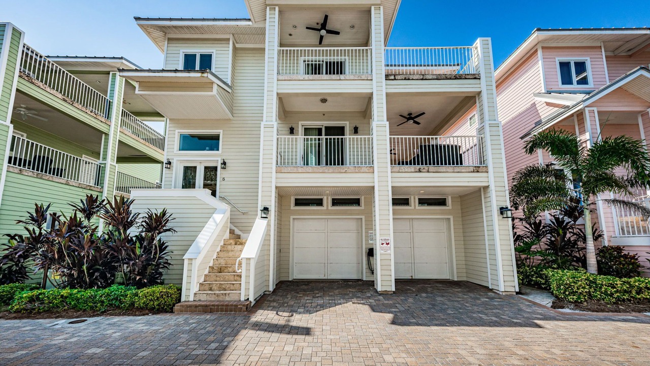 Photo of Outdoor in Sand Key