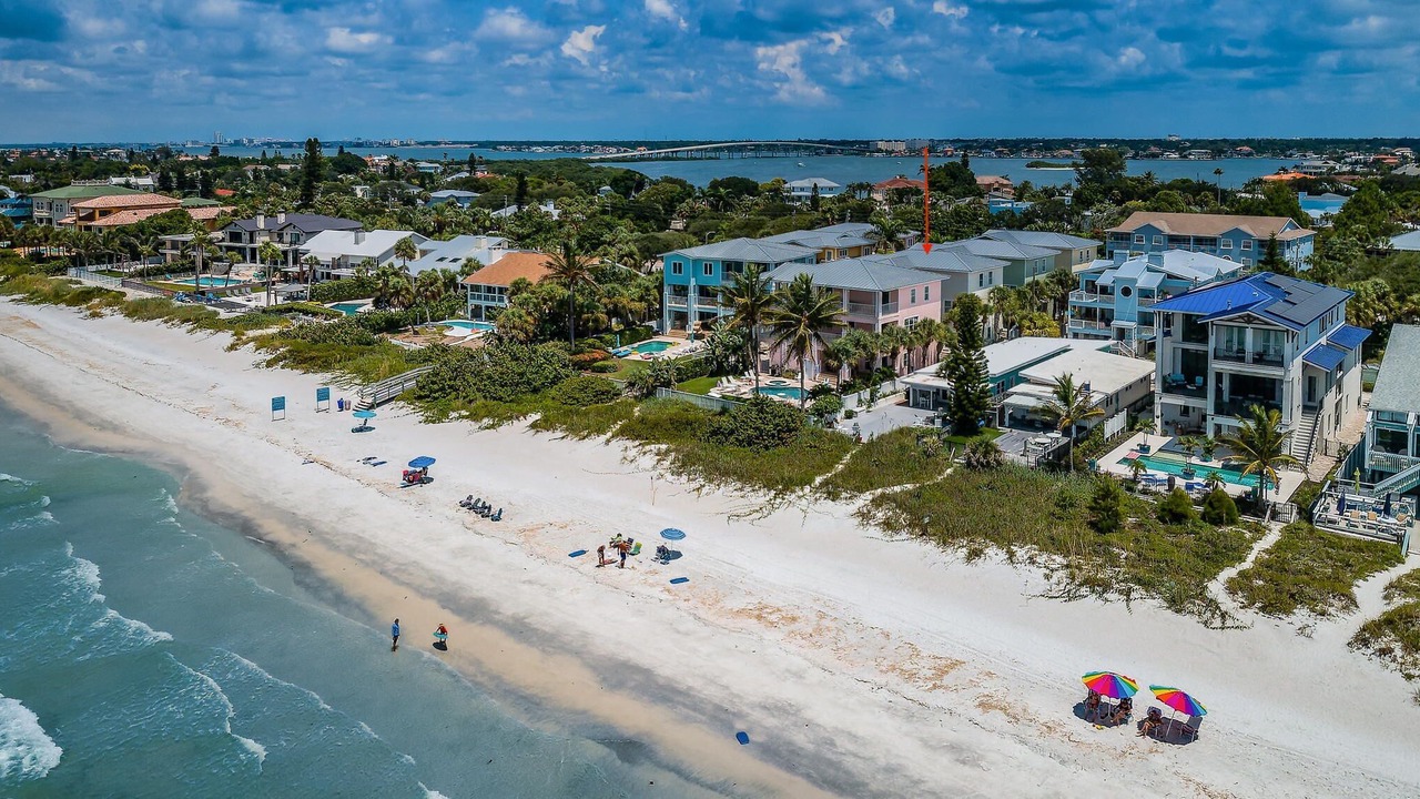 Photo of Others in Sand Key