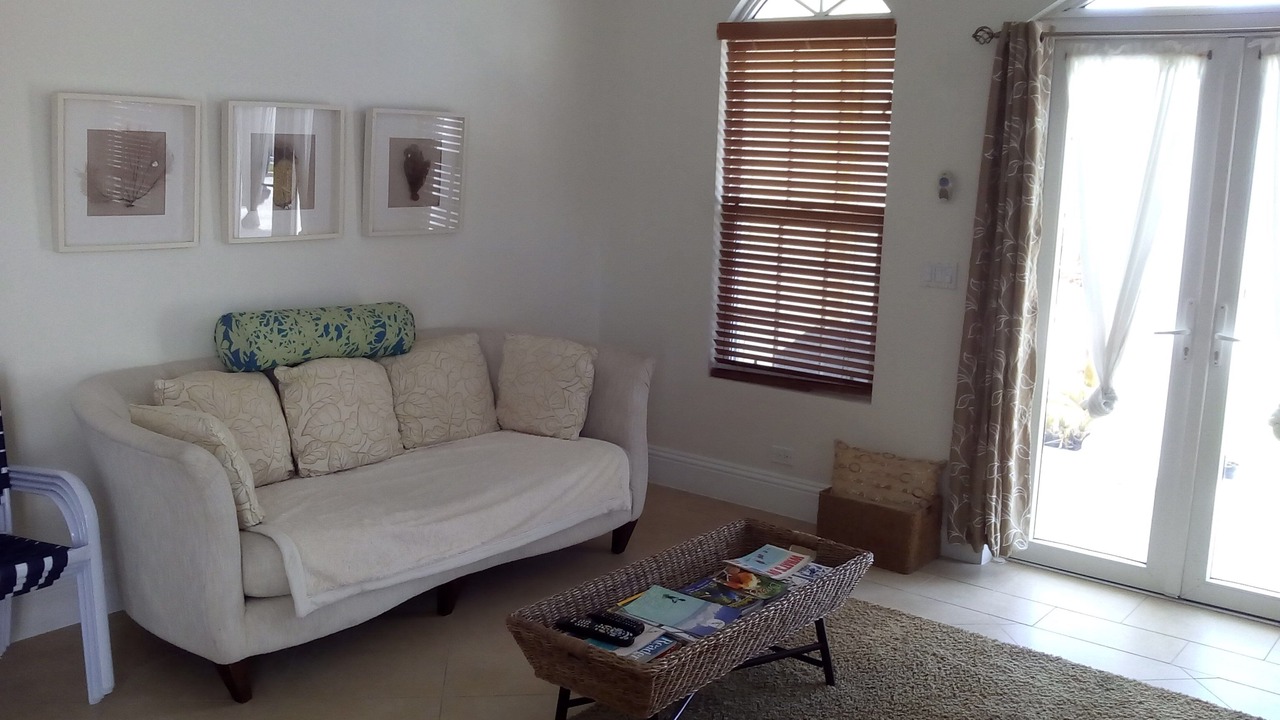 Photo of Livingroom in Nassau