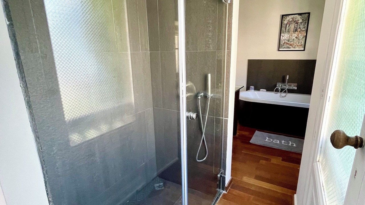 Photo of Bathroom in Saint Seurin - Fondaudege