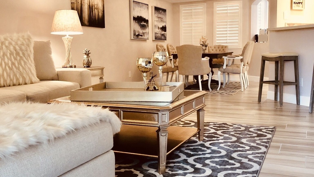 Photo of Livingroom in Camelback East