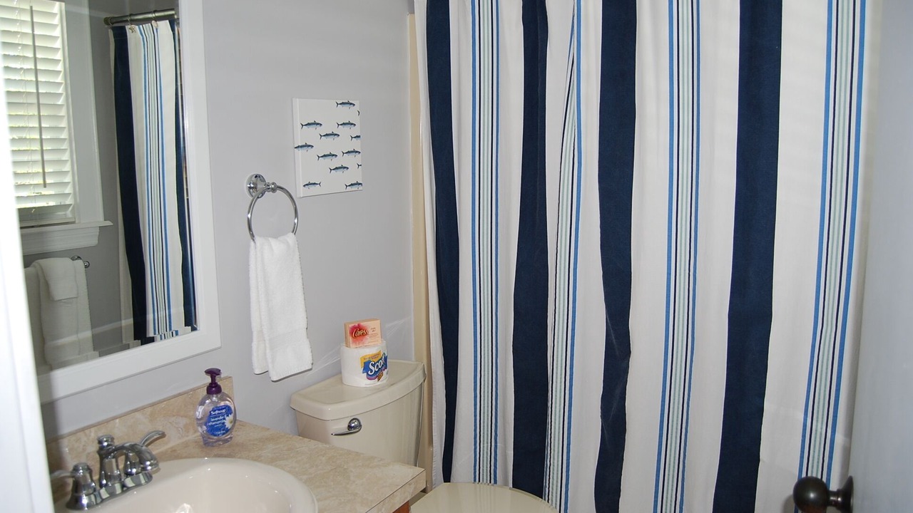 Photo of Bathroom in Little Torch Key