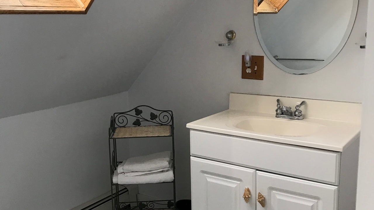 Photo of Bathroom in Easton's Point