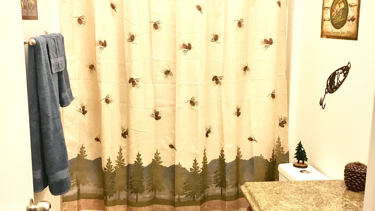 Photo of Bathroom in Trail