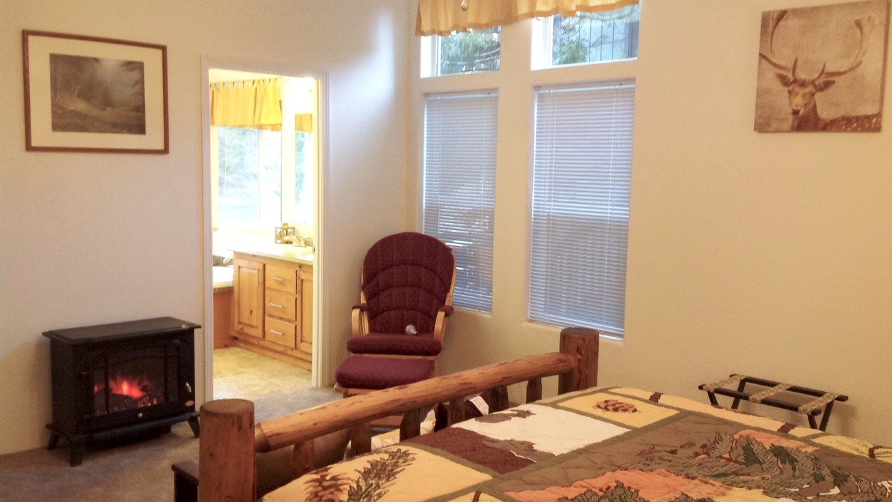 Photo of Livingroom in Trail
