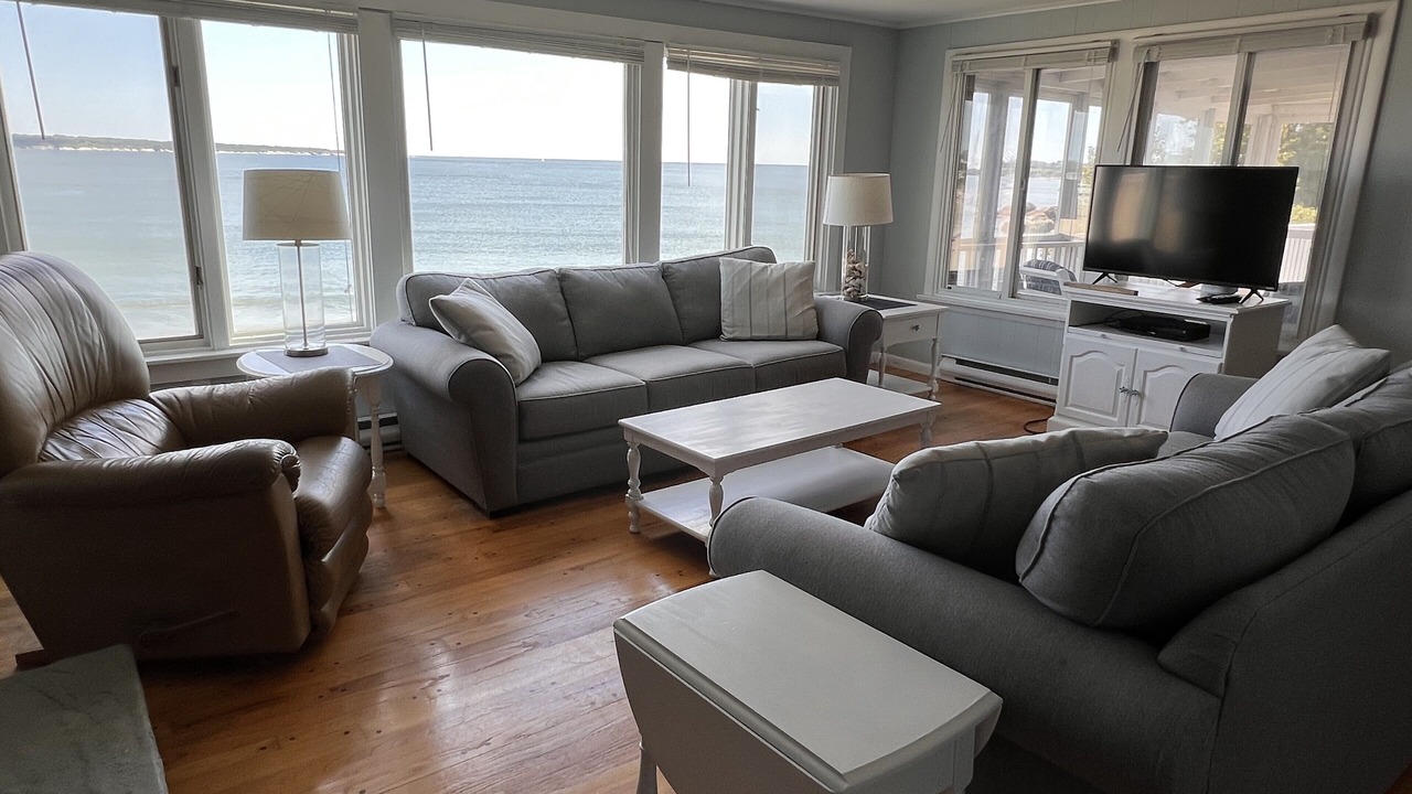 Photo of Livingroom in Bonnet Shores