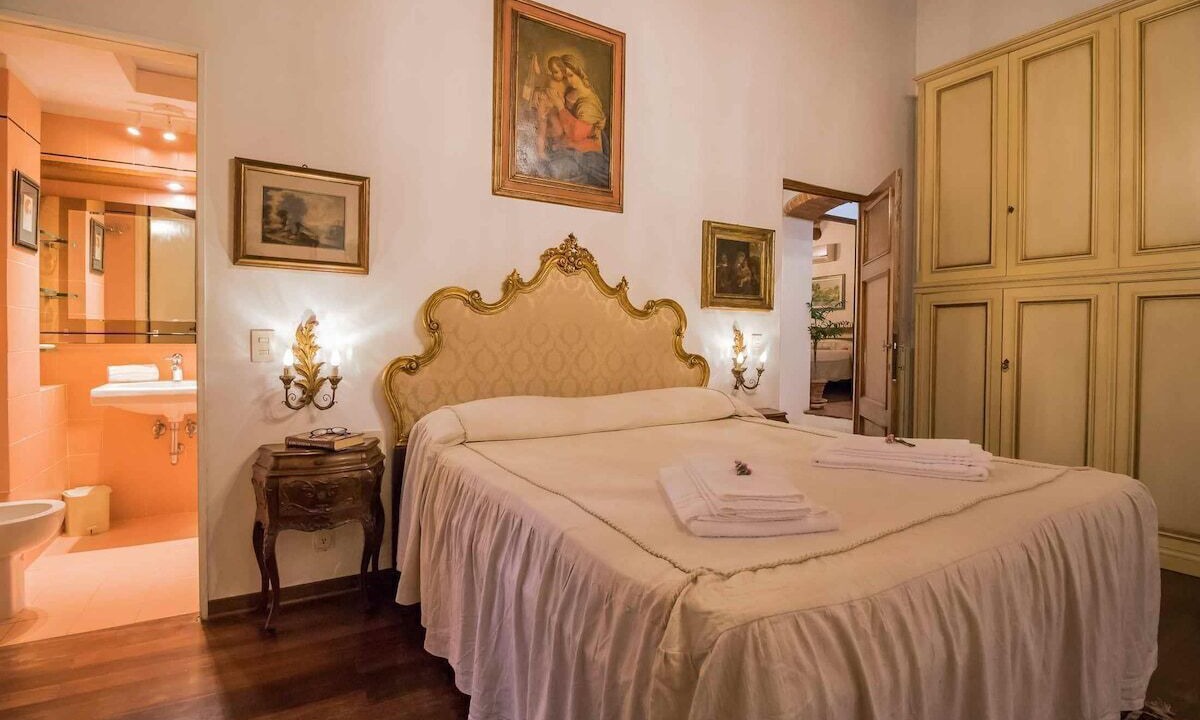 Photo of Bedroom in Lucca
