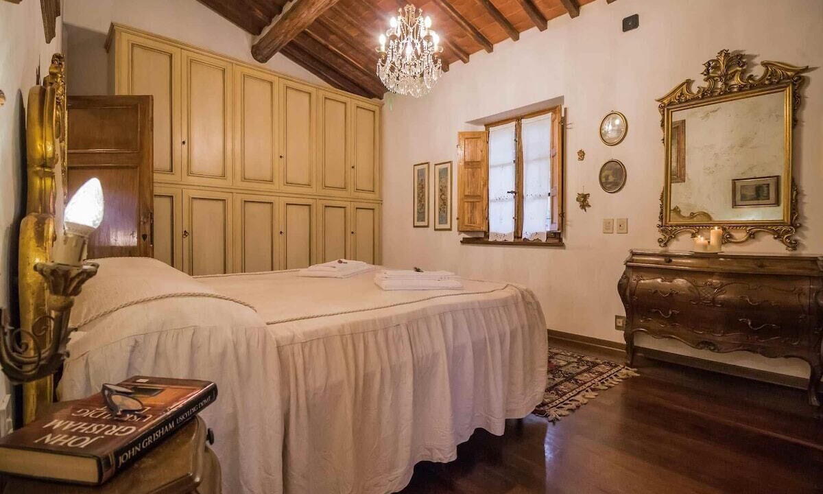 Photo of Bedroom in Lucca