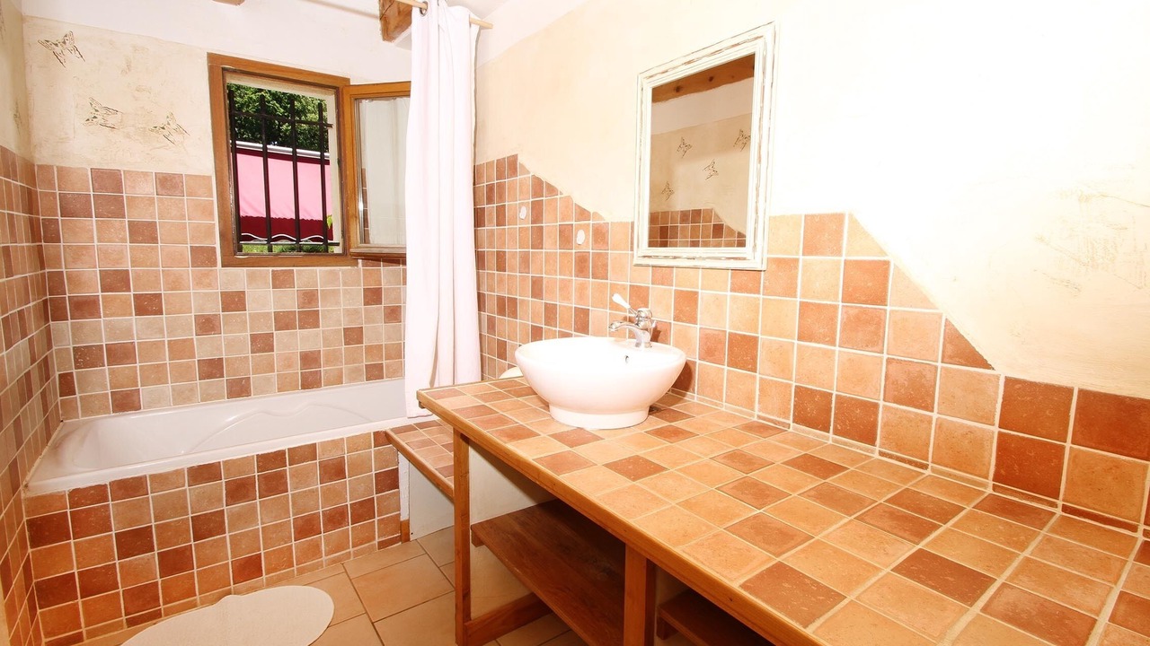 Photo of Bathroom in Grane