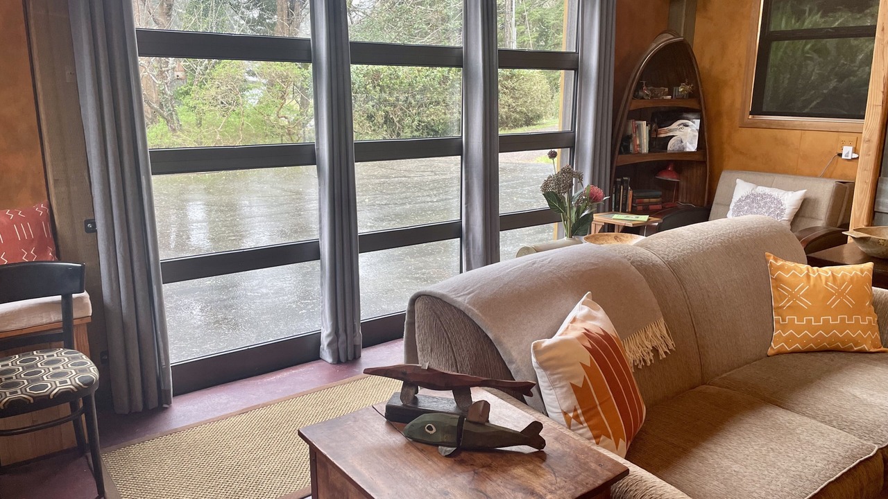 Photo of Livingroom in Gold Beach