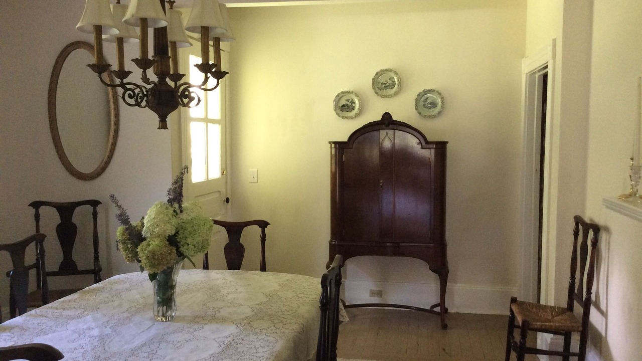 Photo of Livingroom in Tazewell