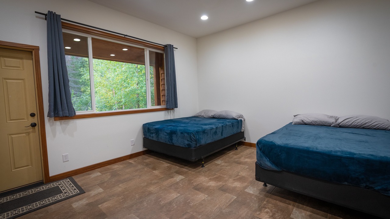 Photo of Bedroom in Cooper Landing