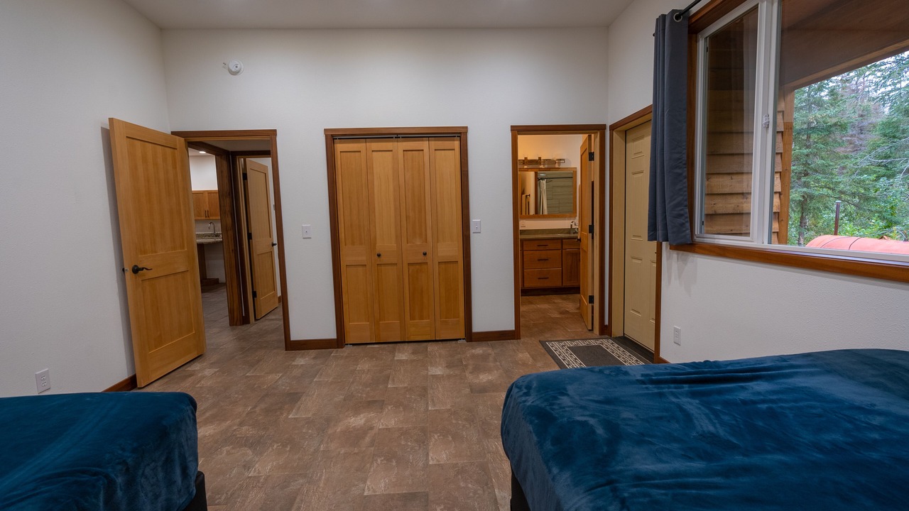 Photo of Bedroom in Cooper Landing