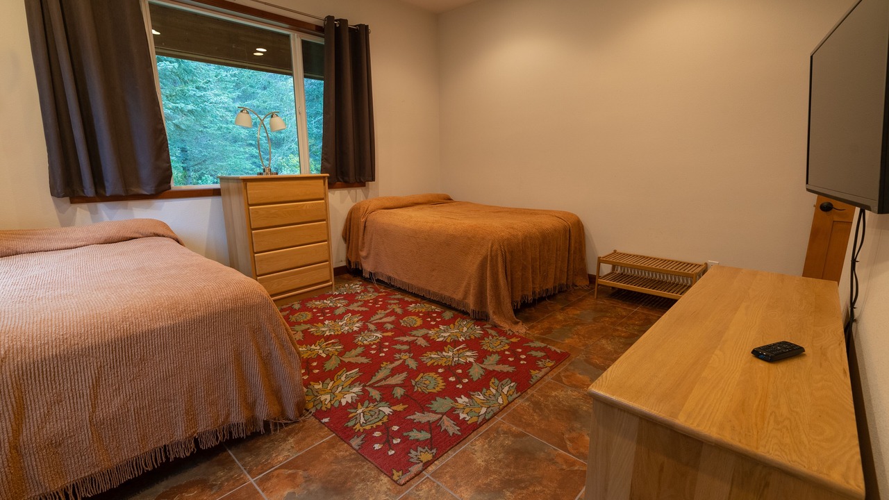 Photo of Bedroom in Cooper Landing