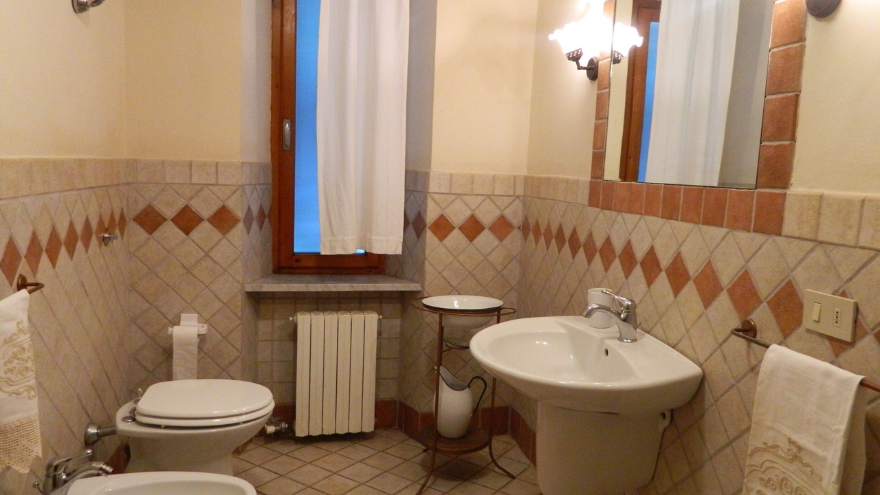 Photo of Bathroom in Calci