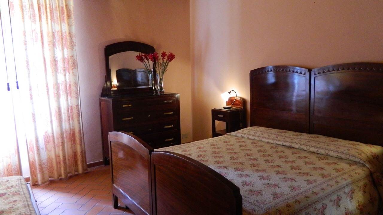 Photo of Bedroom in Calci