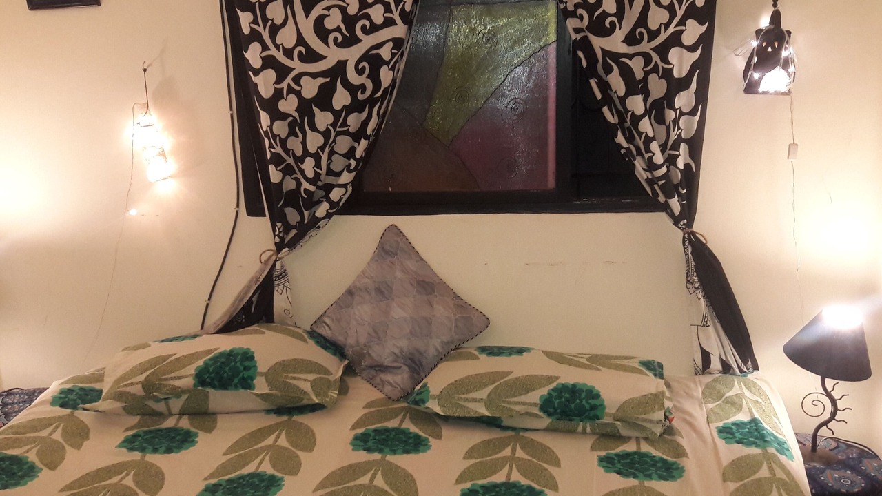 Photo of Bedroom in Ballygunge